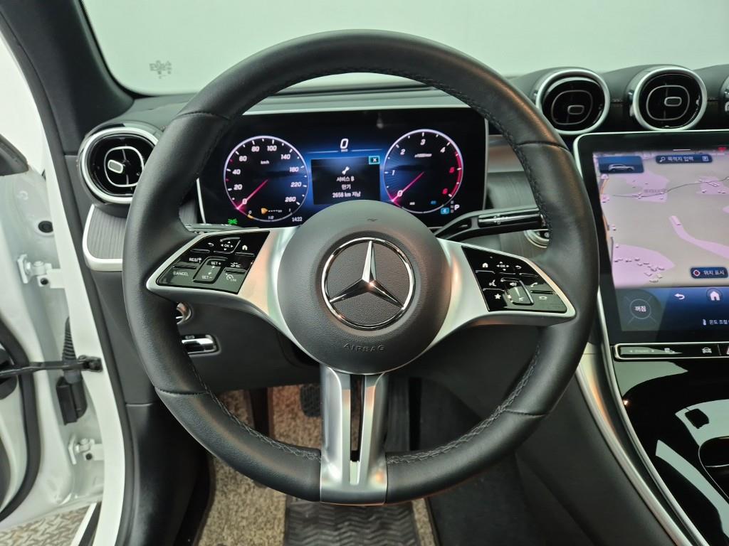 Mercedes Benz GLC Class - Vista 9