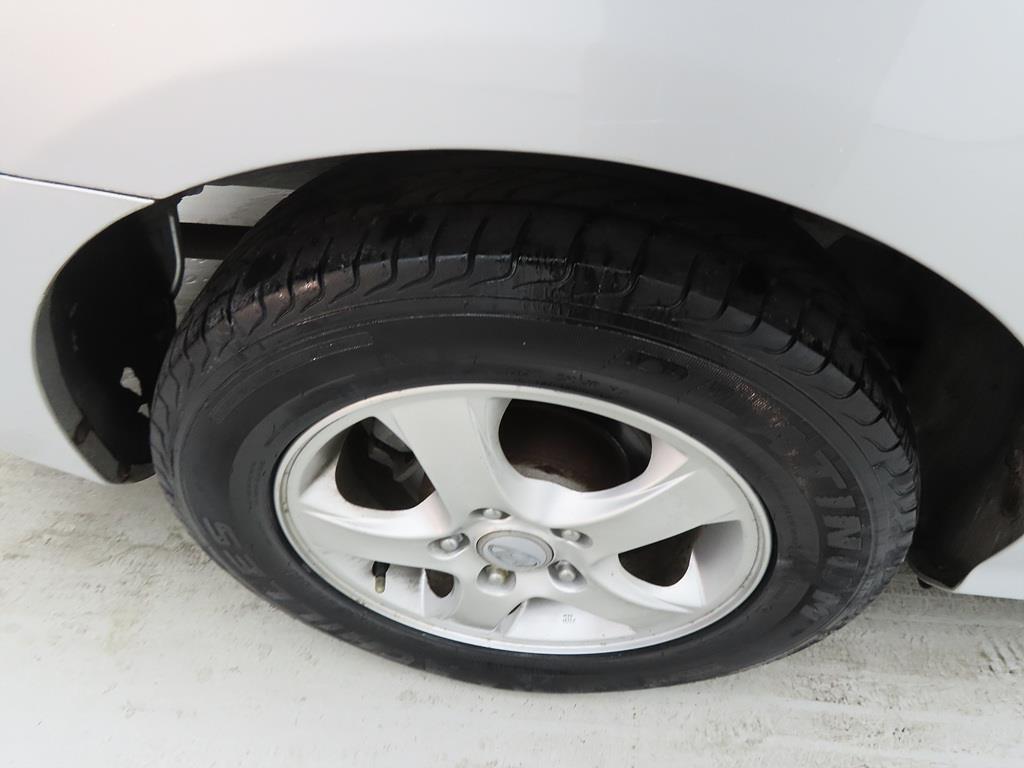 HYUNDAI Avante 2009 Gris - Importación desde Corea - HF Imports Iquique - Foto 16