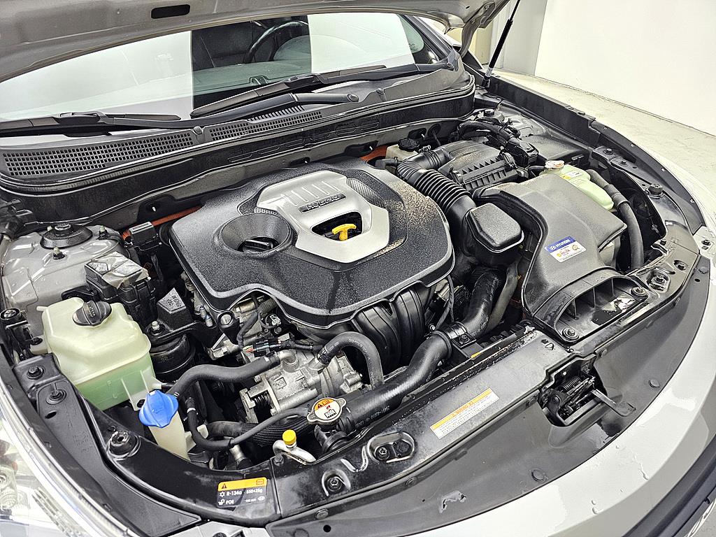 HYUNDAI Sonata - Vista 6