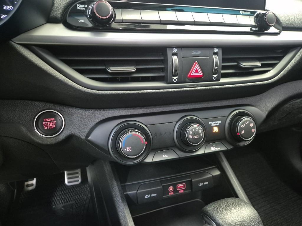 KIA K3 2019 Gris - Importación desde Corea - HF Imports Iquique - Foto 16