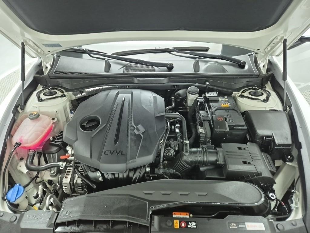 HYUNDAI Sonata - Vista 5