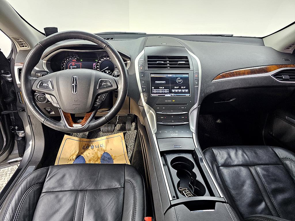 Lincoln MKZ - Vista 5