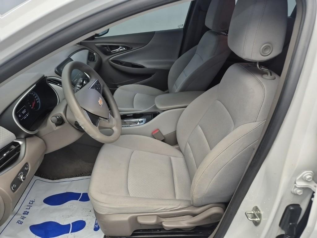 Chevrolet Malibu - Vista 11