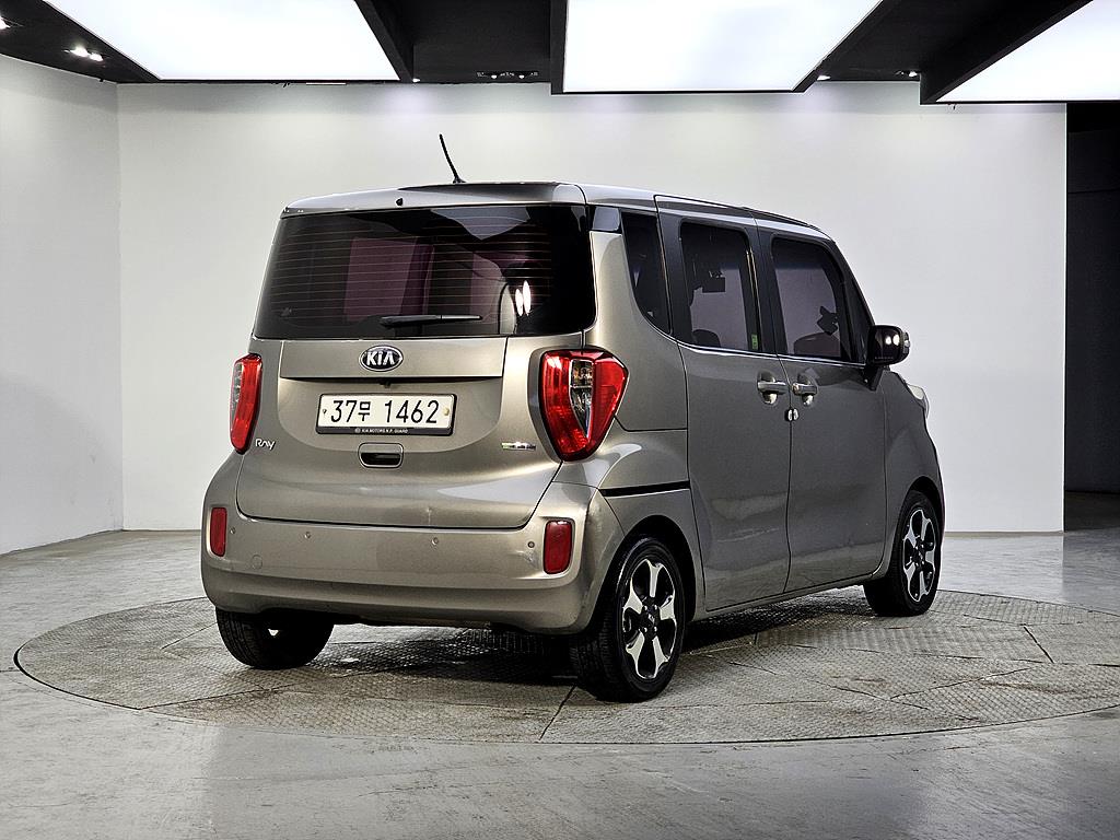 KIA Ray - Vista 4