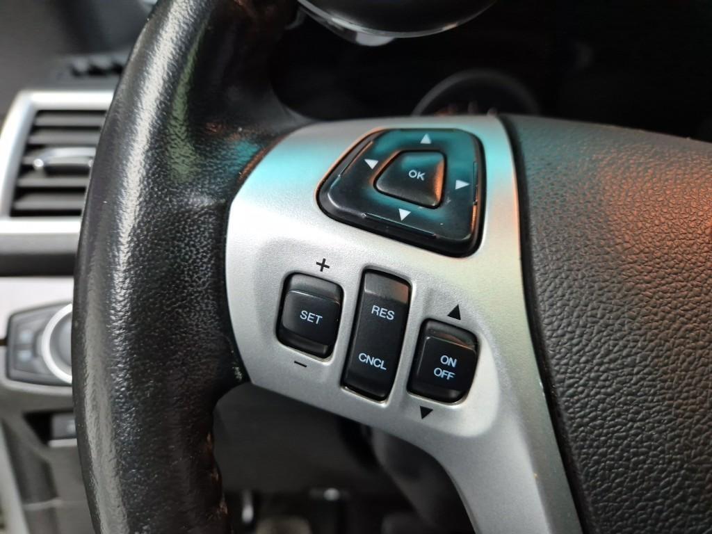 Ford Explorer - Vista 10