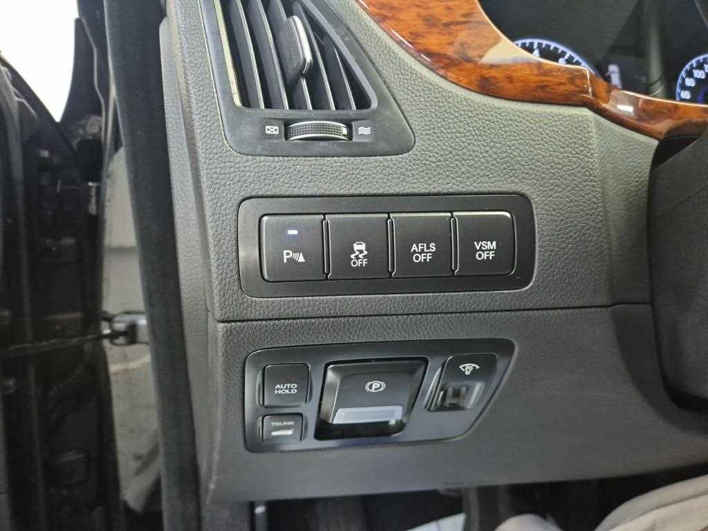 HYUNDAI Equus 2010 Negro - Importación desde Corea - HF Imports Iquique - Foto 17