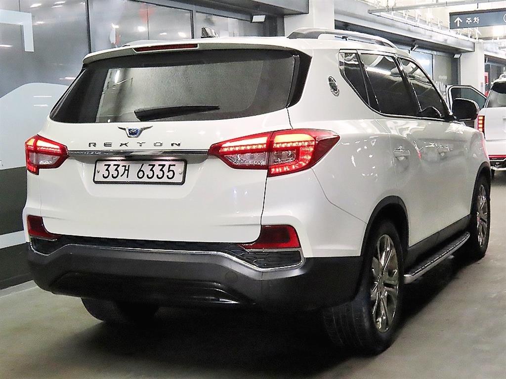 Ssangyong Rexton - Vista 4