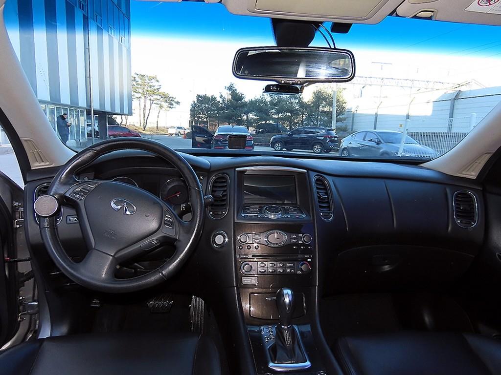 Infiniti EX - Vista 7