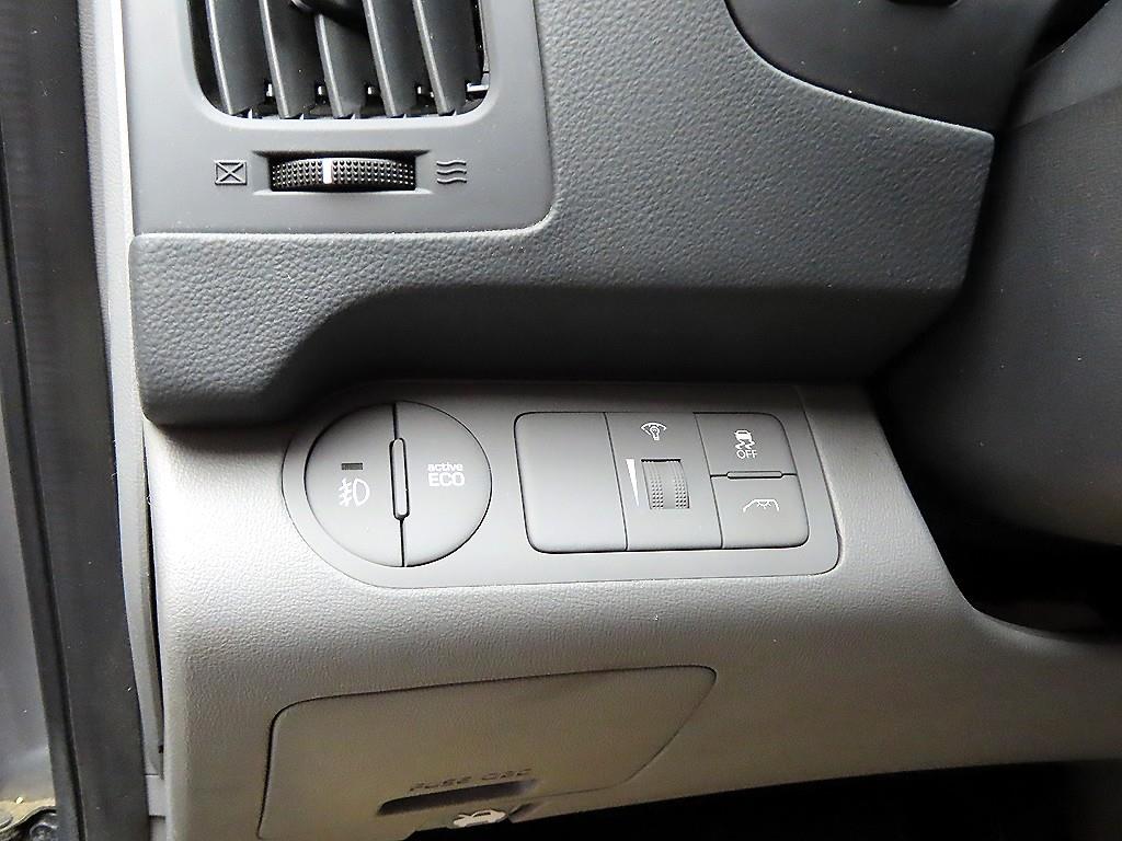 HYUNDAI Starex - Vista 11