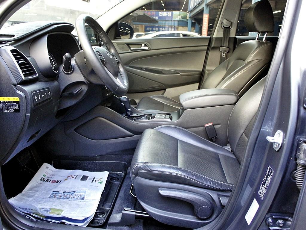 HYUNDAI Tucson - Vista 9