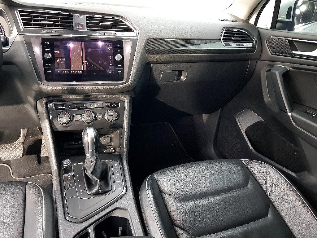 Volkswagen Tiguan - Vista 9