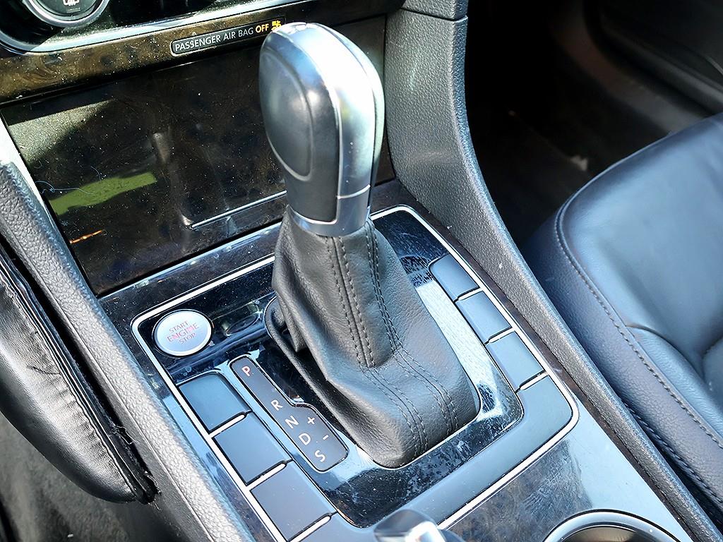 Volkswagen Passat 2015 Blanco - Importación desde Corea - HF Imports Iquique - Foto 7