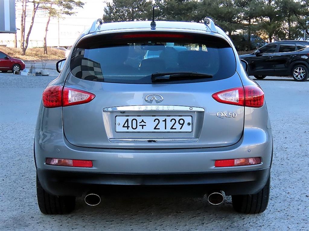 Infiniti EX - Vista 4