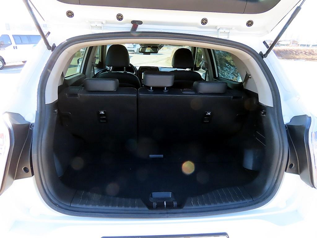 Ssangyong Tivoli 2022 Blanco - Importación desde Corea - HF Imports Iquique - Foto 15