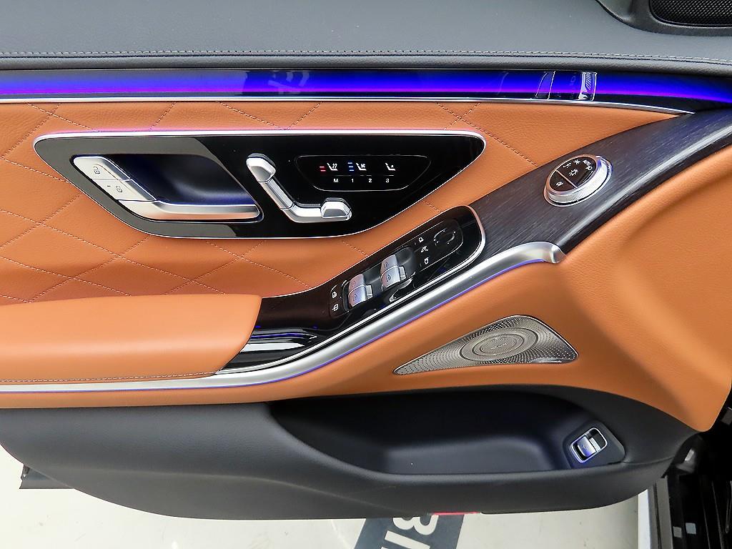 Mercedes Benz S Class - Vista 11