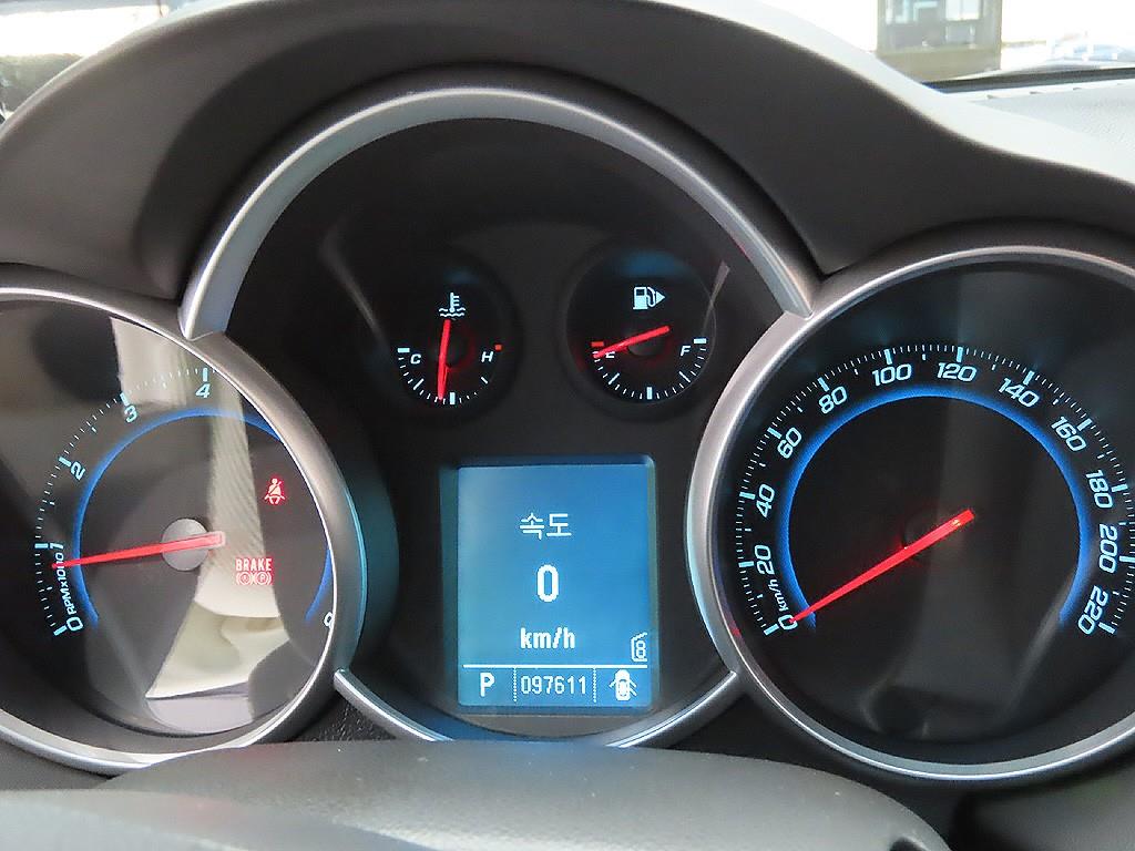 Chevrolet Cruise - Vista 11