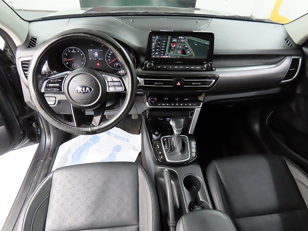 KIA Seltos - Vista 7