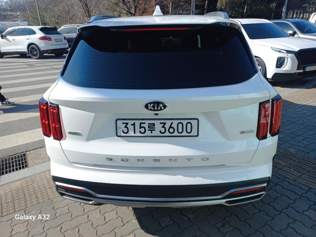 KIA Sorento - Vista 4