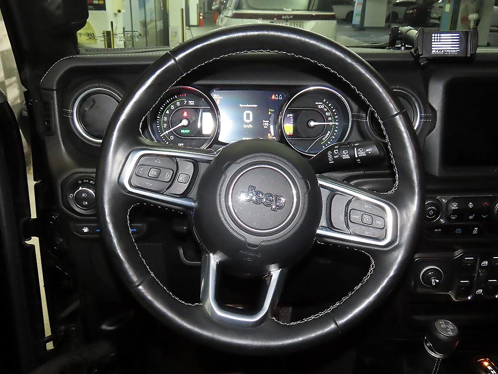 Jeep Wrangler - Vista 8