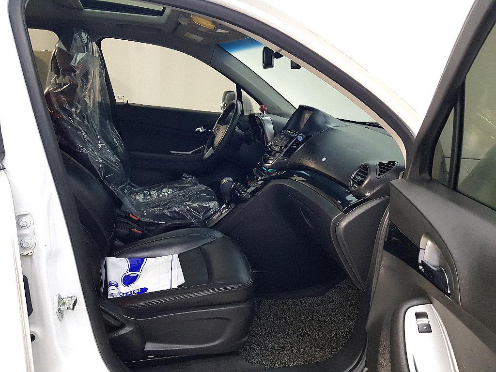 Chevrolet Orlando 2012 Blanco - Importación desde Corea - HF Imports Iquique - Foto 15