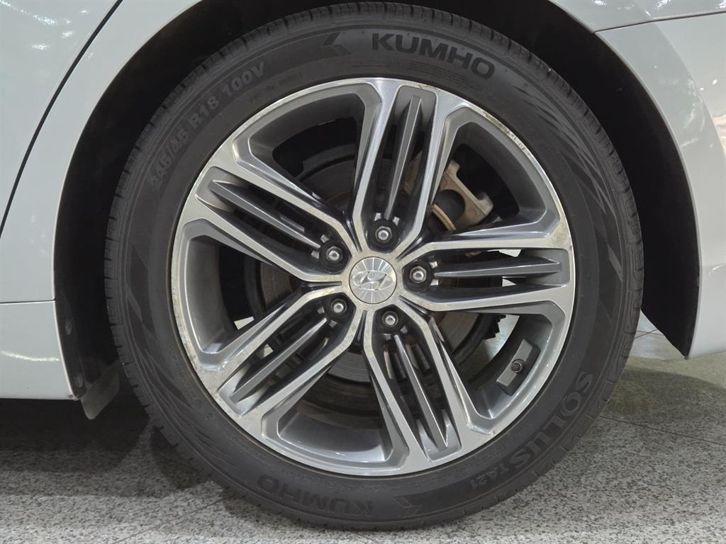 HYUNDAI Grandeur 2017 Plateado - Importación desde Corea - HF Imports Iquique - Foto 20