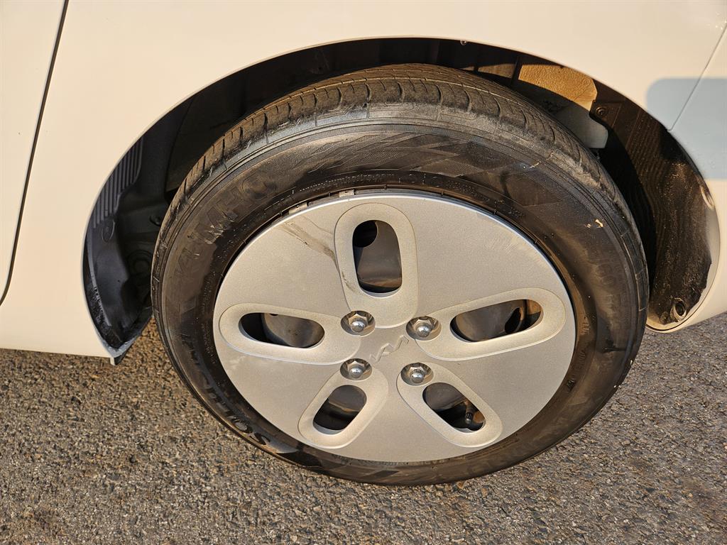 KIA Ray 2023 Blanco - Importación desde Corea - HF Imports Iquique - Foto 17