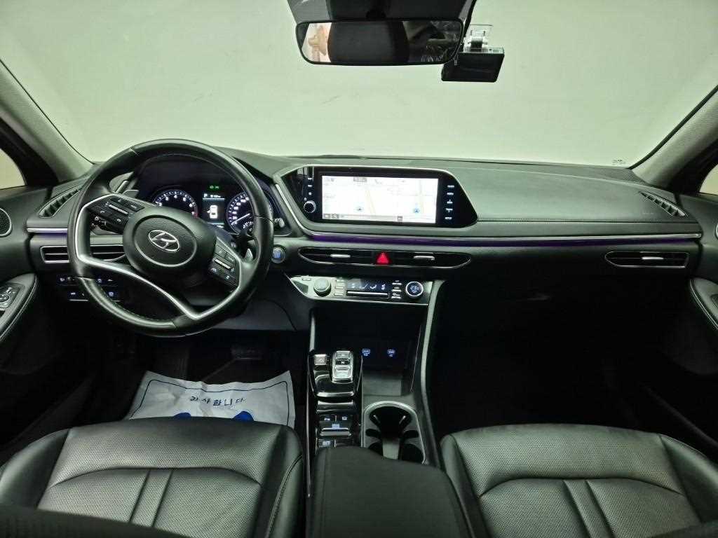 HYUNDAI Sonata - Vista 7