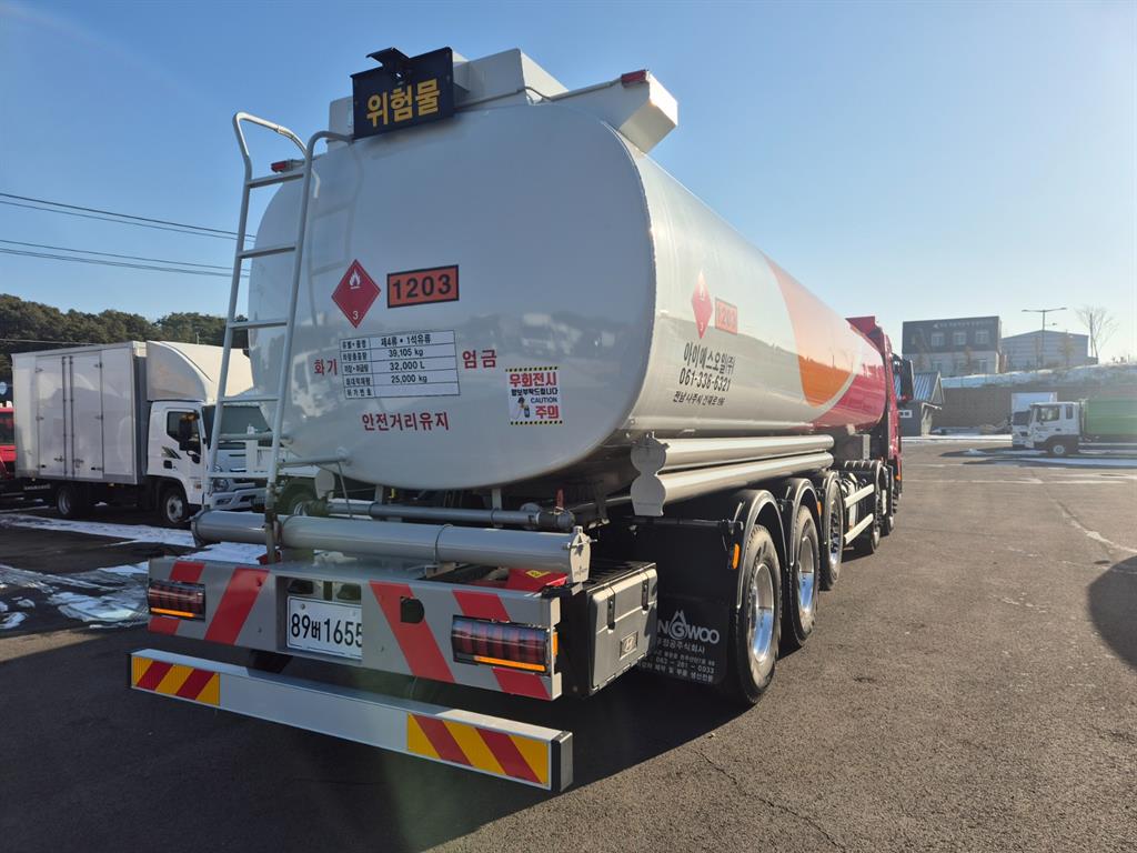 medium and large cargo Rory - Vista 5