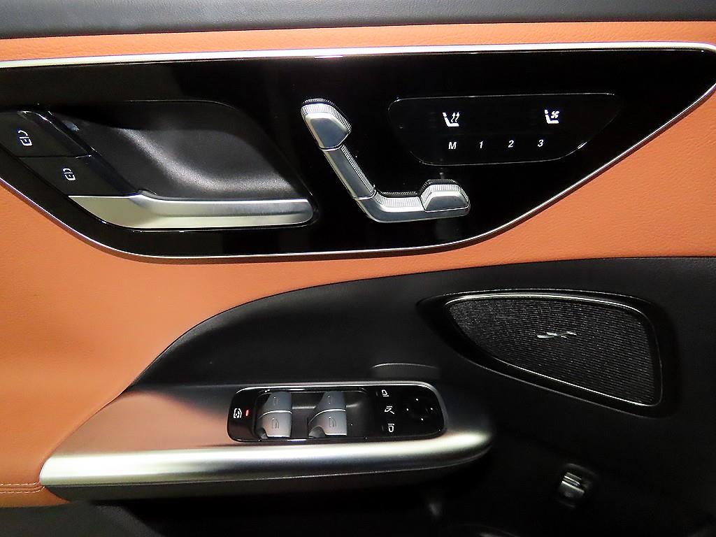 Mercedes Benz C Class 2022 Azul - Importación desde Corea - HF Imports Iquique - Foto 13