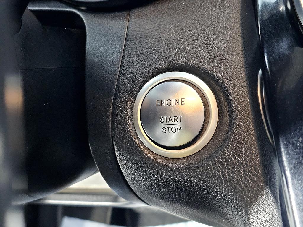 Mercedes Benz C Class 2016 Blanco - Importación desde Corea - HF Imports Iquique - Foto 13