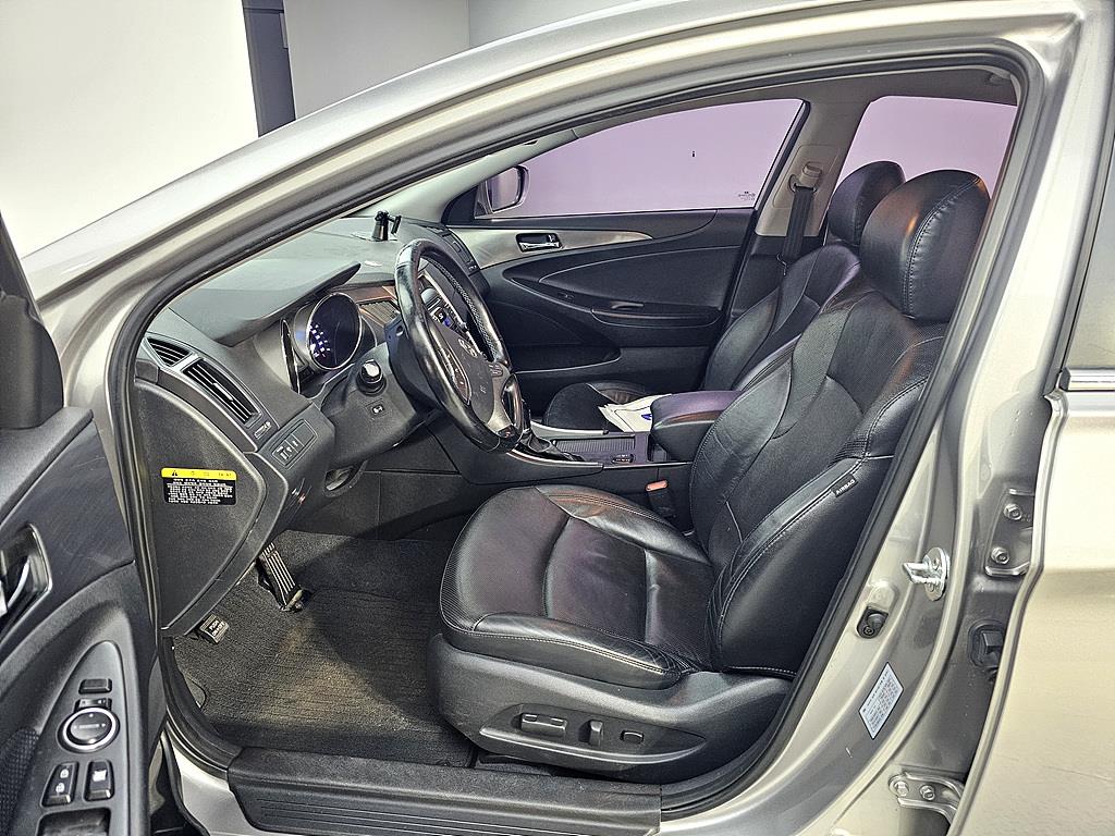 HYUNDAI Sonata - Vista 8