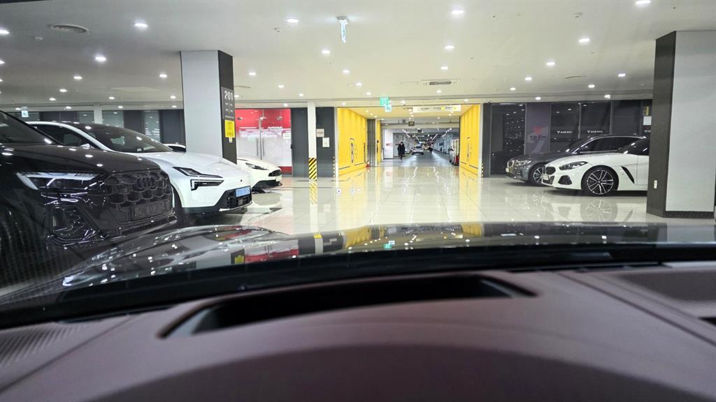 Porsche Panamera 2025 Negro - Importación desde Corea - HF Imports Iquique - Foto 19