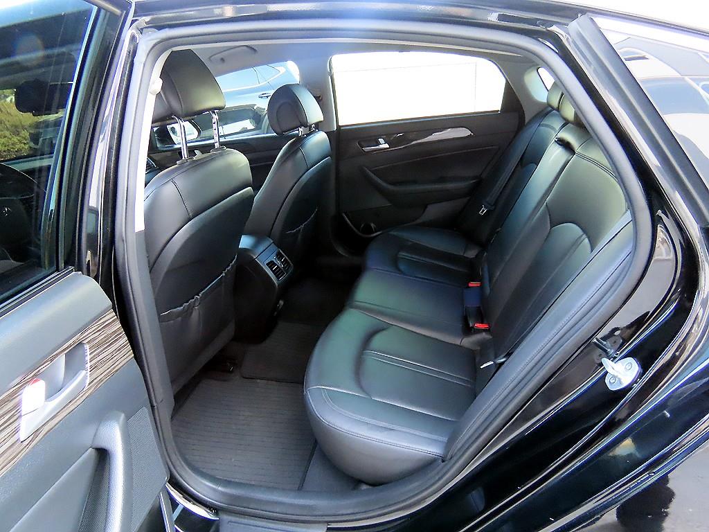 HYUNDAI Sonata - Vista 6