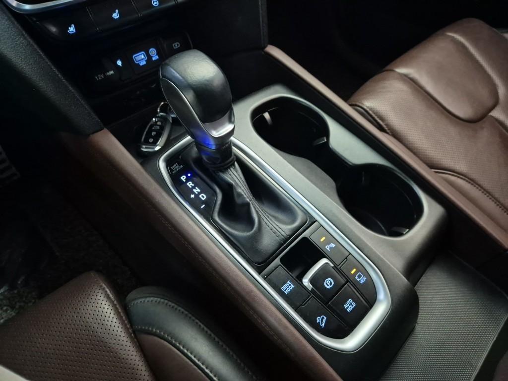 HYUNDAI Santa Fe 2019 Gris - Importación desde Corea - HF Imports Iquique - Foto 18