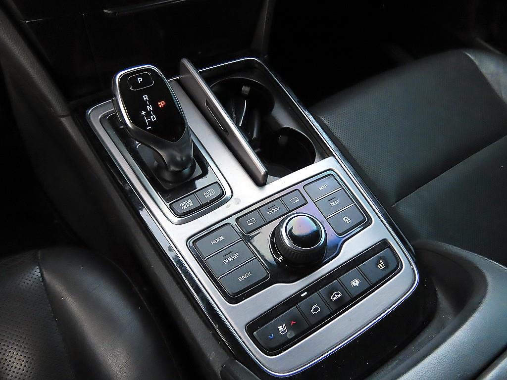 HYUNDAI Equus - Vista 11