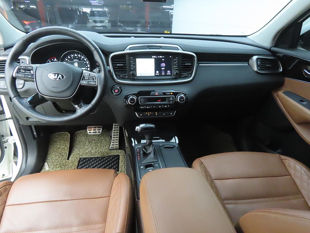 KIA Sorento - Vista 7
