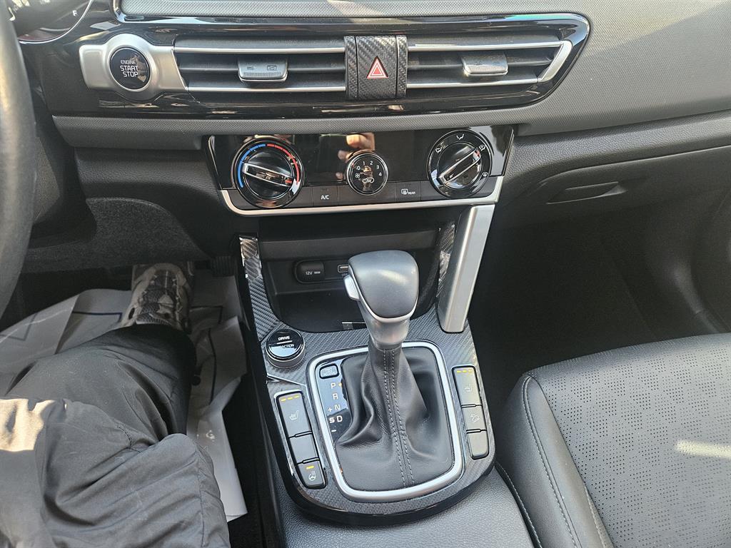 KIA Seltos - Vista 10