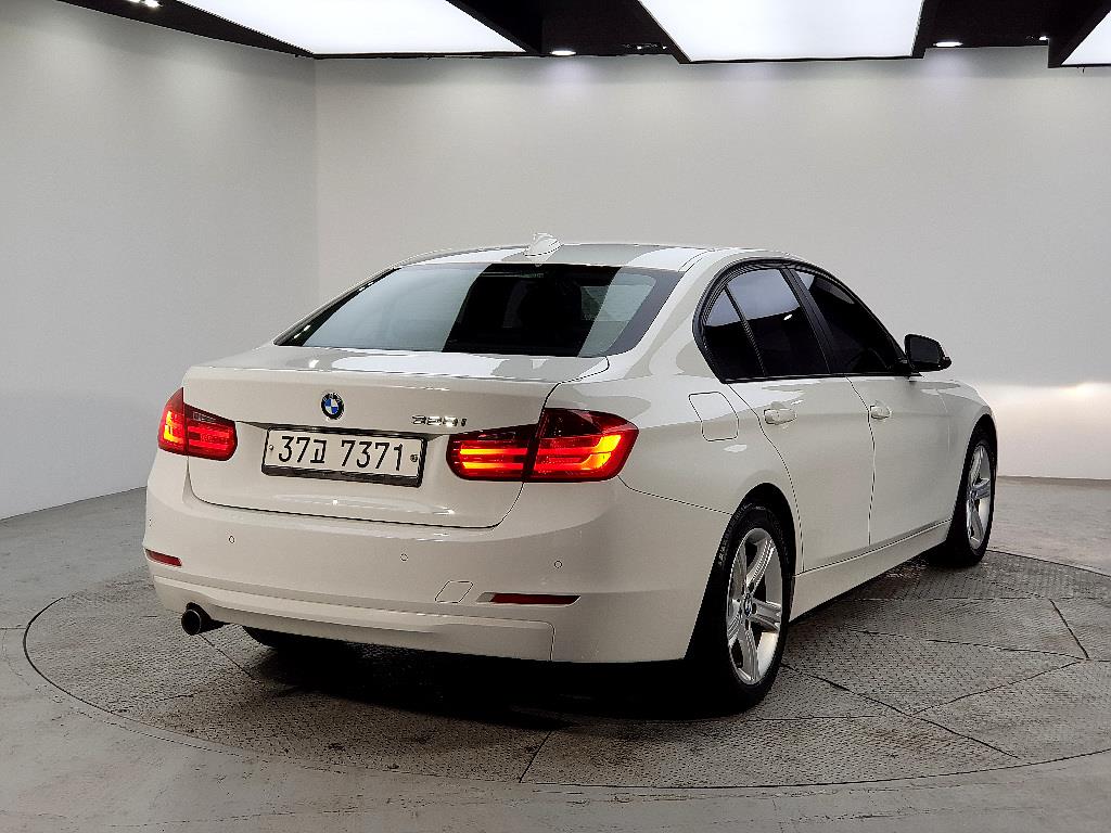 BMW 3 series - Vista 4