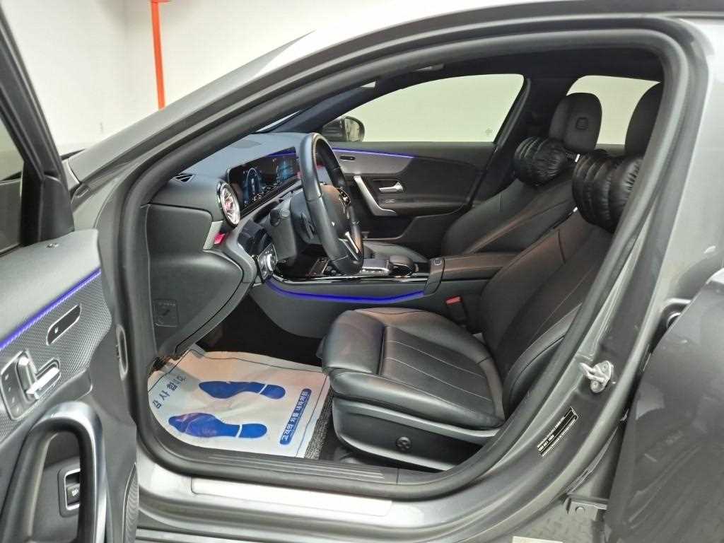 Mercedes Benz A Class - Vista 11