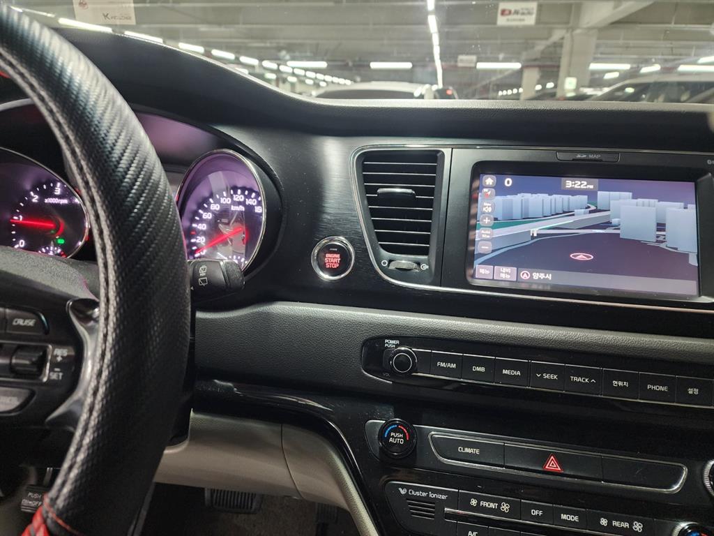 KIA Carnival 2017 Blanco - Importación desde Corea - HF Imports Iquique - Foto 15