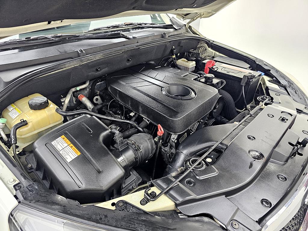 Ssangyong Korando - Vista 6