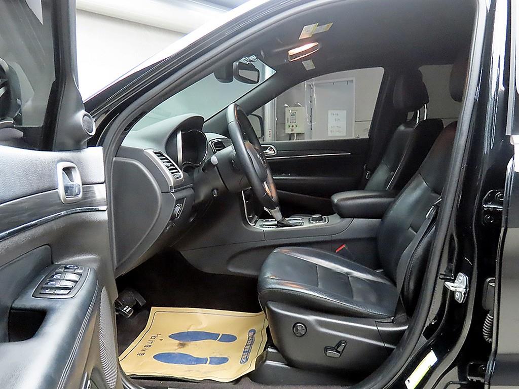 Jeep Cherokee - Vista 5