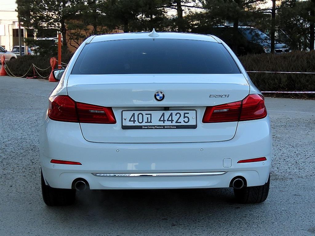 BMW 5 Series - Vista 4