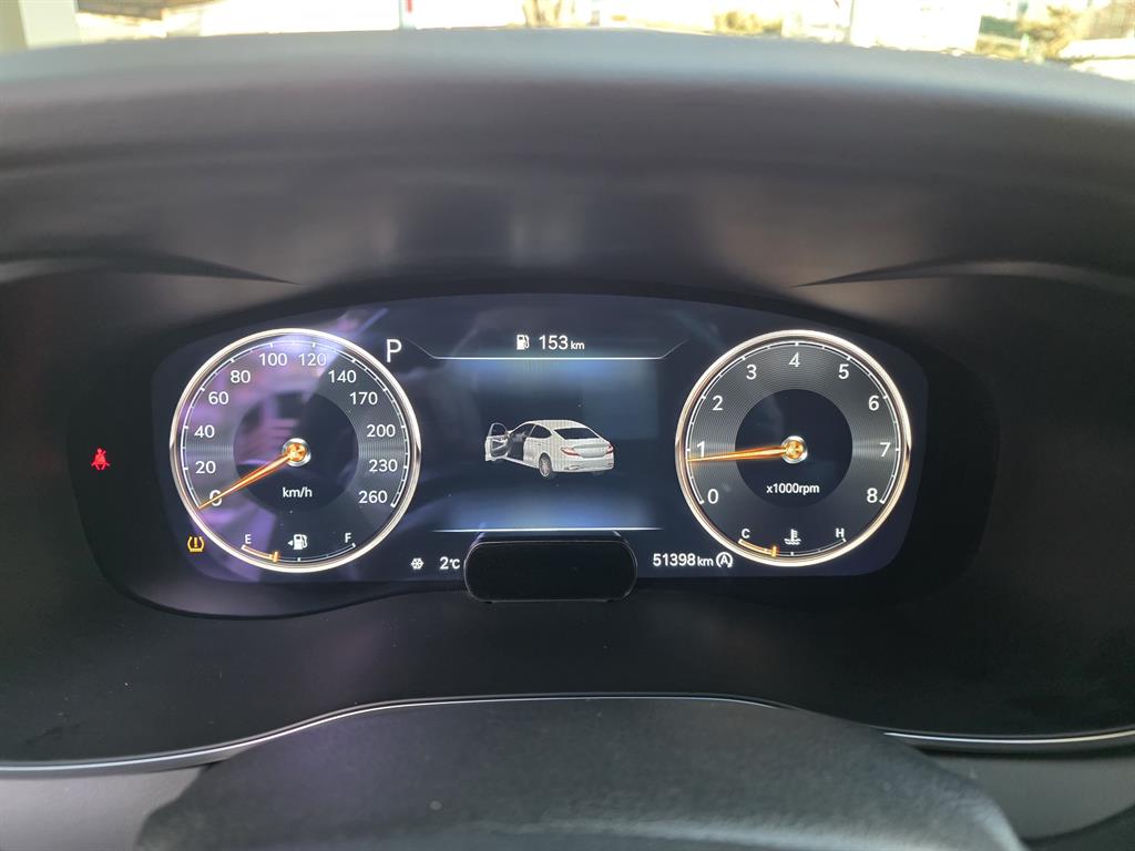 Genesis G70 - Vista 6