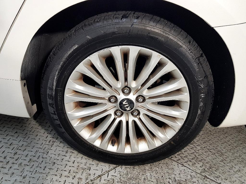 KIA K7 2013 Blanco - Importación desde Corea - HF Imports Iquique - Foto 20