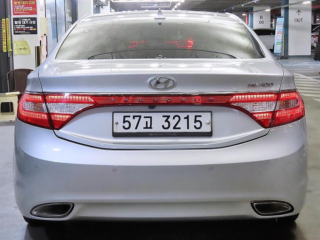 HYUNDAI Grandeur - Vista 5