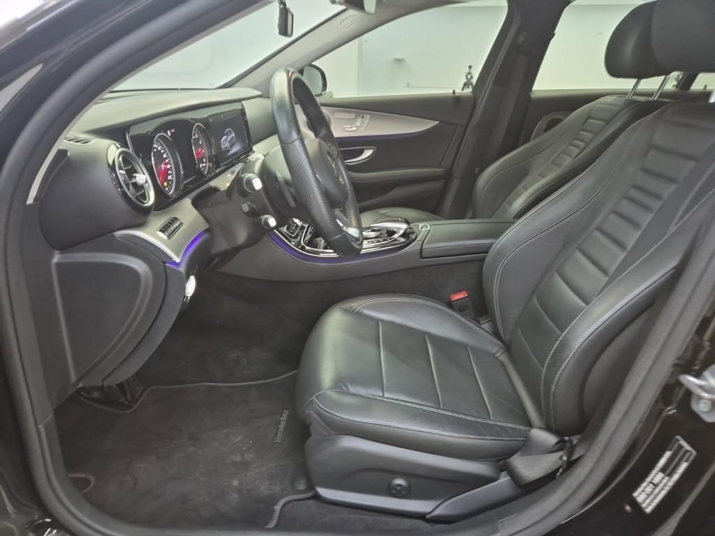 Mercedes Benz E class - Vista 11