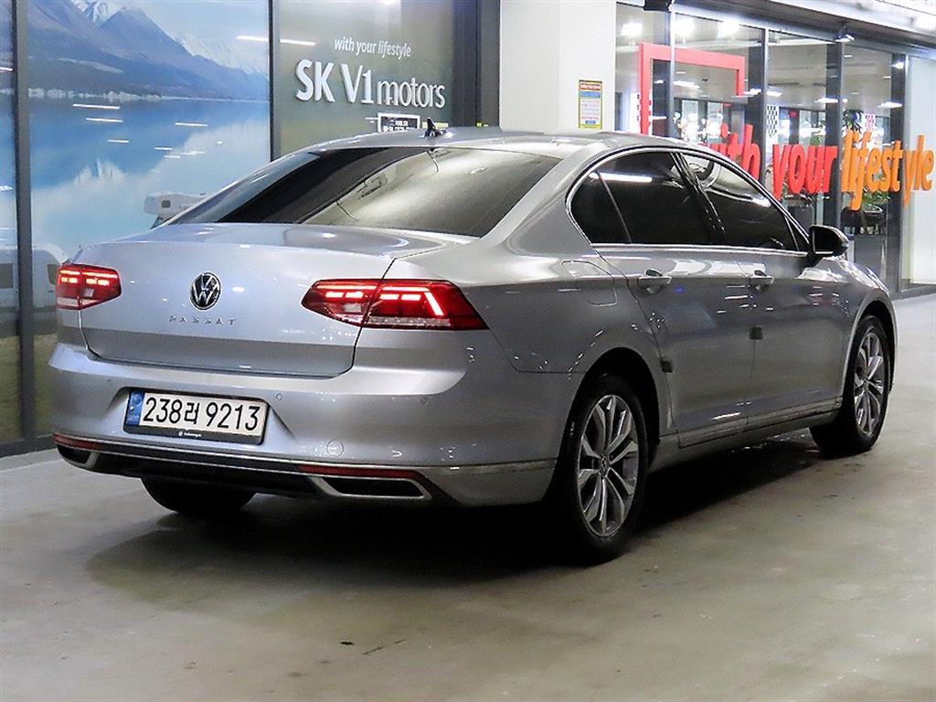 Volkswagen Passat - Vista 4