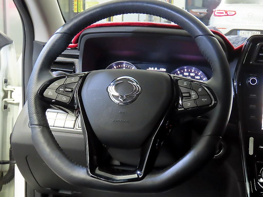 Ssangyong Tivoli - Vista 8