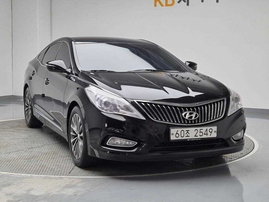 HYUNDAI Grandeur - Vista 4